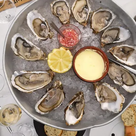 L Ancre Maison Sejour Spacieux Lumineux Avec Jardin Et Exterieur Amenage Terrain De Petanque Proche Omaha Beach, Grandcamp Maisy Et Pointe Du Hoc * Saint-Pierre-du-Mont (Calvados)