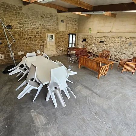 L Ancre Maison Sejour Spacieux Lumineux Avec Jardin Et Exterieur Amenage Terrain De Petanque Proche Omaha Beach, Grandcamp Maisy Et Pointe Du Hoc Feriehus Saint-Pierre-du-Mont (Calvados)