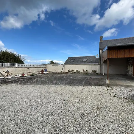 Feriehus L Ancre Maison Sejour Spacieux Lumineux Avec Jardin Et Exterieur Amenage Terrain De Petanque Proche Omaha Beach, Grandcamp Maisy Et Pointe Du Hoc