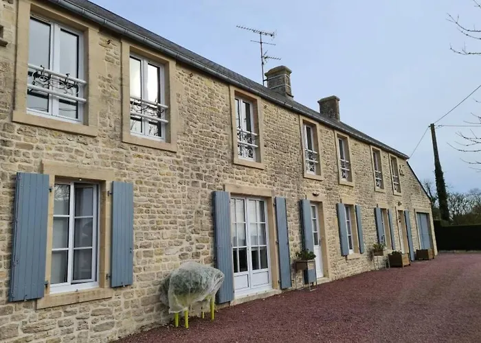 L Ancre Maison Sejour Spacieux Lumineux Avec Jardin Et Exterieur Amenage Terrain De Petanque Proche Omaha Beach, Grandcamp Maisy Et Pointe Du Hoc Casa de Férias