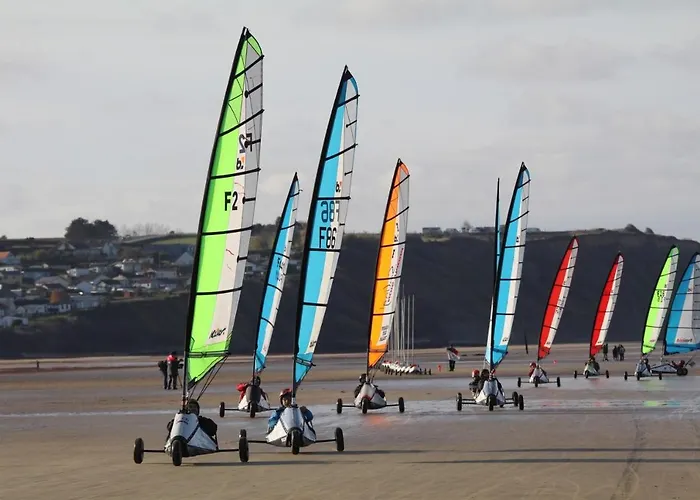 Casa de Férias L Ancre Maison Sejour Spacieux Lumineux Avec Jardin Et Exterieur Amenage Terrain De Petanque Proche Omaha Beach, Grandcamp Maisy Et Pointe Du Hoc