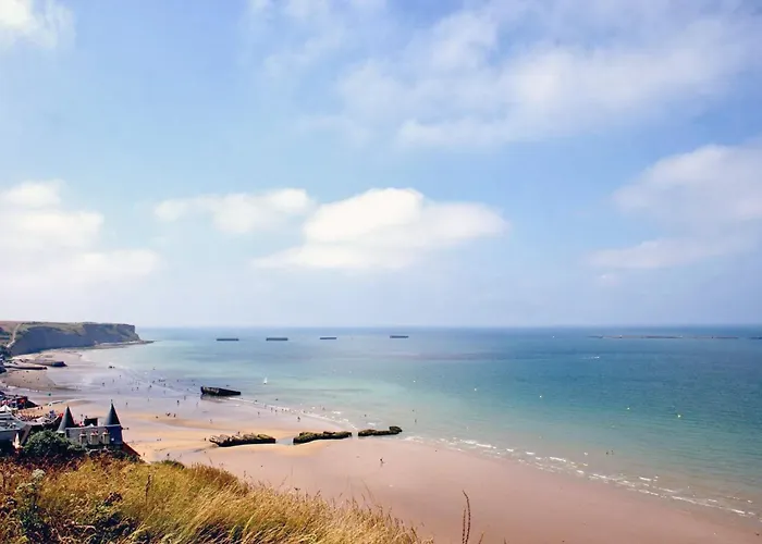 Casa de Férias L Ancre Maison Sejour Spacieux Lumineux Avec Jardin Et Exterieur Amenage Terrain De Petanque Proche Omaha Beach, Grandcamp Maisy Et Pointe Du Hoc Saint-Pierre-du-Mont (Calvados)