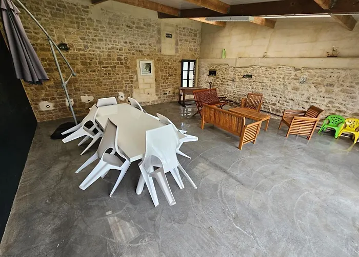 L Ancre Maison Sejour Spacieux Lumineux Avec Jardin Et Exterieur Amenage Terrain De Petanque Proche Omaha Beach, Grandcamp Maisy Et Pointe Du Hoc Casa de Férias Saint-Pierre-du-Mont (Calvados)